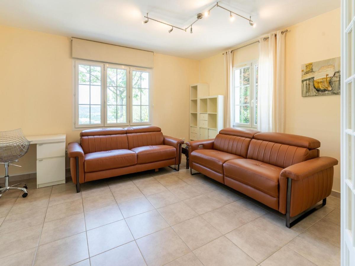 Vacation Home In Limoux With Pool Kültér fotó